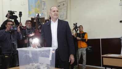 Радев: Гласувайте, не е вариант да ходим пак на избори есента