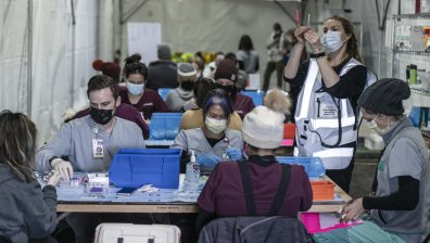 Броят на починалите от Ковид-19 в САЩ прескача прага от 500 000