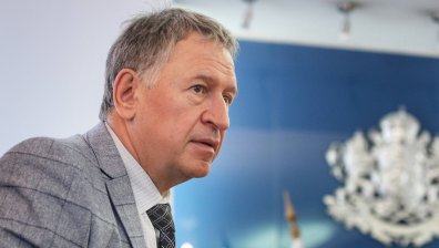 Кацаров: Утре излизаме от "тъмночервената зона"