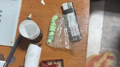 Четирима задържани за наркотици и райски газ при спецакция в Слънчев бряг