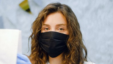 "Маскне" &ndash; неприятно, макар и не смъртоносно, последствие от пандемията