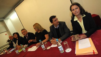 Националният съвет на БСП бистри ситуацията в страната