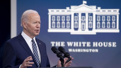 Революционно: В САЩ отбелязват с Х пола в паспортите, Байдън ще защитава транссексуалните