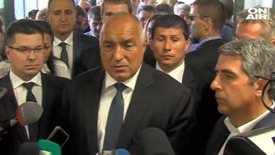 Освобождават шефа на агенцията за СРС-тата