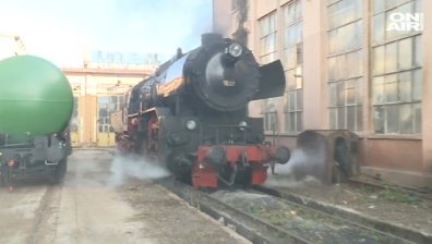 Царският влак "Корона Експрес" пристигна на гара Трапезица