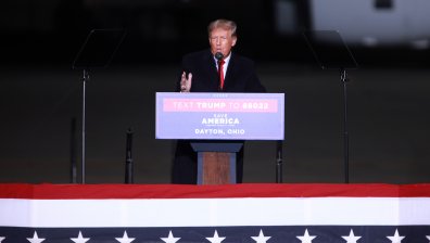 Тежък удар по Тръмп: Разрешиха да се публикуват данъците му