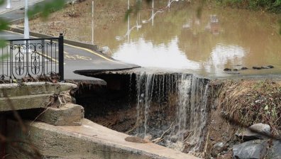 Бедственото положение в Царево остава в сила, водата все още не е годна за пиене