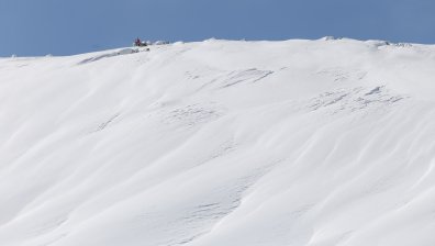 ПСС: Температурите в планините са високи и има опасност от лавини
