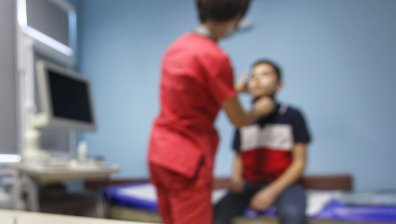 Лични лекари често работят до живот, бюрокрацията и разходите плашат младите медици