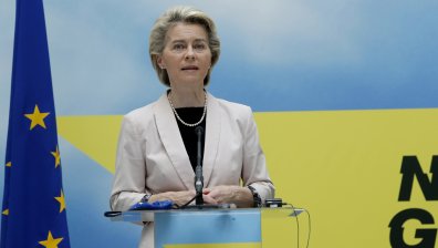 ЕК задейства закупуването на 150 млн. дози от ваксината на Moderna