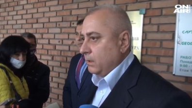 Освободиха тримата задържани по случая с хакнатата сметка на Гарабетов