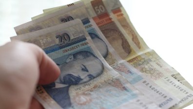 Най-високи са заплатите в София, на дъното е Благоевград