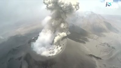Учени използваха дрон, за да заснемат изригването на вулкана Сабанкая