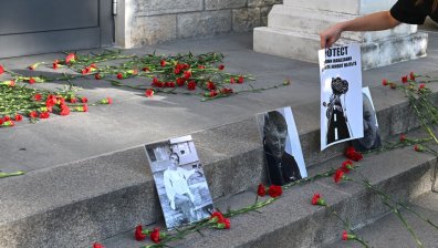 Протестиращи искат максимална присъда за 19-годишния шофьор, прегазил трима в Разград