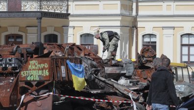 Отново контраофанзива, Зеленски: Руската армия демонстрира най-доброто, което може - показва си гърба