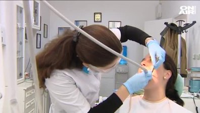 Едва 33% от българите мият зъбите си редовно