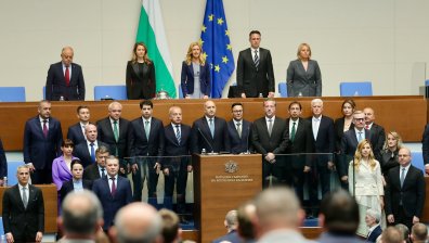 Кои са новите депутати на местата на министрите в кабинета "Радев"