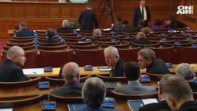 Напрежение до червено между БСП и ГЕРБ заради енергетиката