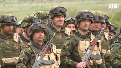 Доброволната казарма-пречат ли на идеята за нея работодателите?