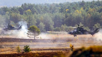 Чехия ще получи 8 американски вертолета от САЩ срещу дадените на Украйна
