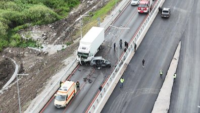 Мъже са загиналите в катастрофата край Ботевград, колата им навлязла в насрещното