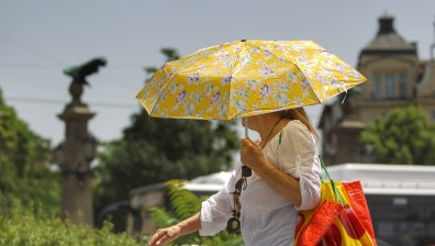 Очаква ни слънчево и горещо време, температурите ще достигнат до 37 градуса