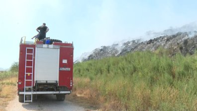 Напълно потушен е пожарът на депото за отпадъци в Цалапица