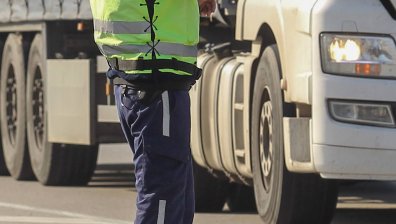 Джанта на камион изхвърча и уби млад мъж в Исперих