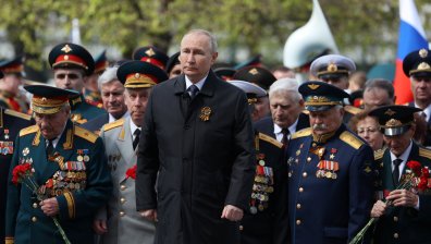 Експерт: С войната срещу Украйна руснаците се самоубиват икономически