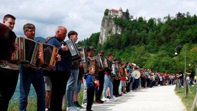Фестивалът на акордеона в Словения отново събра стотици участници
