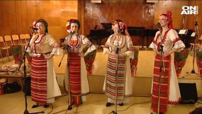 В коледния дух и настроение ви срещаме с квартет "Славей"