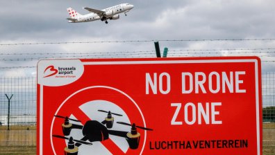 Дронове прелетяха над Белгия, ЕС е подложен на риск