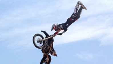 Ако сте нов в мотокроса, а искате да карате, можете да вземете екипировка за мотокрос - втора ръка