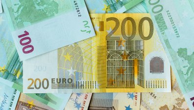 В казино в Сливен задържаха мъж с фалшива банкнота от 200 евро