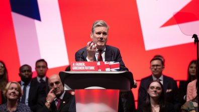 Британци ликуват след избора на Киър Стармър, крал Чарлз го прие на аудиенция