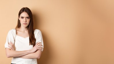 Зодиите, които обичат да наказват с мълчание