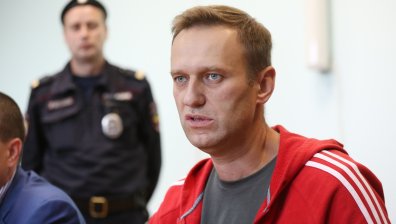 Лекари към Навални: Прекрати гладната стачка, защото може да умреш