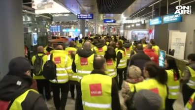 Охранителите по летищата в Германия стачкуват - искат 20&euro; на час