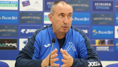 Станимир Стоилов: Без димки ще сме като на представление, футболът не е театър