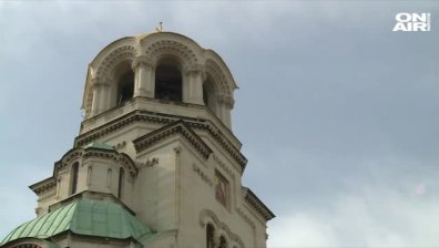 Държавата иска да контролира даренията, които получава църквата