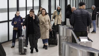 Още 326 българи се връщат у дома от Дубай днес