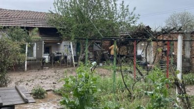 Търсят доброволци за бедстващите след наводненията в Монтанско