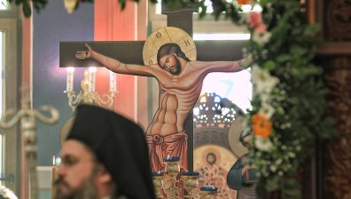 На 15 април почитаме паметта на трима апостоли