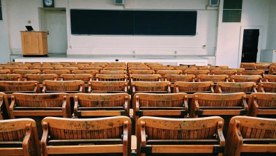 6 студенти от Университета в Оксфорд с коронавирус&nbsp;