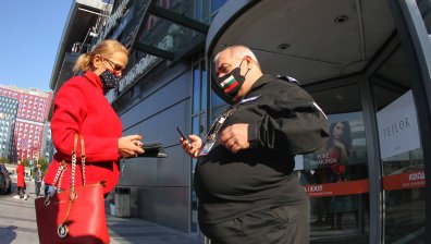 Проверките за "зеления сертификат" текат с пълна сила в София