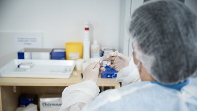 Ситуацията в Словакия излиза извън контрол, налагат 3-месечен локдаун