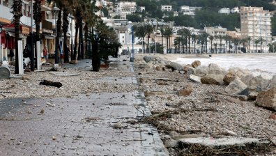 4 са вече жертвите на бурята "Глория", връхлетяла Испания