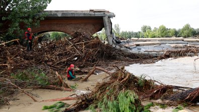 Две жертви взе екстремното време в Испания