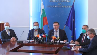 Брифинг в Здравното министерство за ситуацията с Ковид-19 (ВИДЕО)
