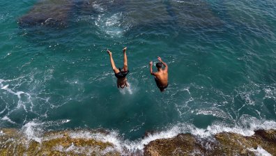Топлинен Ад в Средиземно море: Рекордна жега, която заплашва живота
